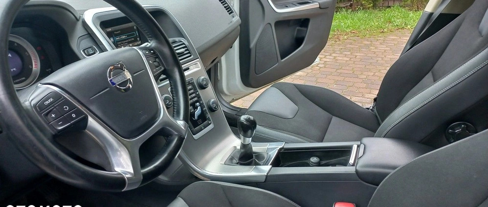 Volvo XC 60 cena 50900 przebieg: 246000, rok produkcji 2013 z Piaski małe 781